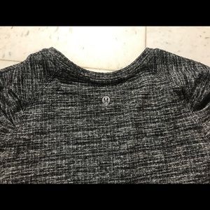 Lululemon long sleeve tee heathered white/black